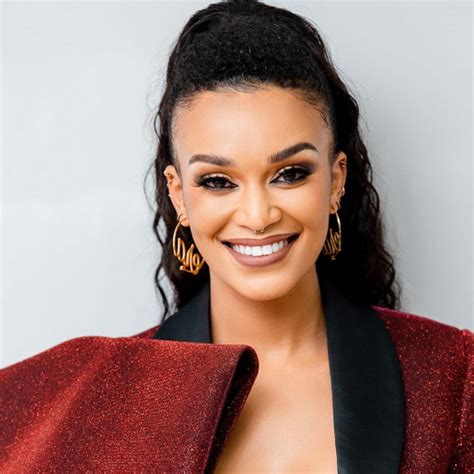 Pearl Thusi having sex with Vuyo Dabula in Queen Sono